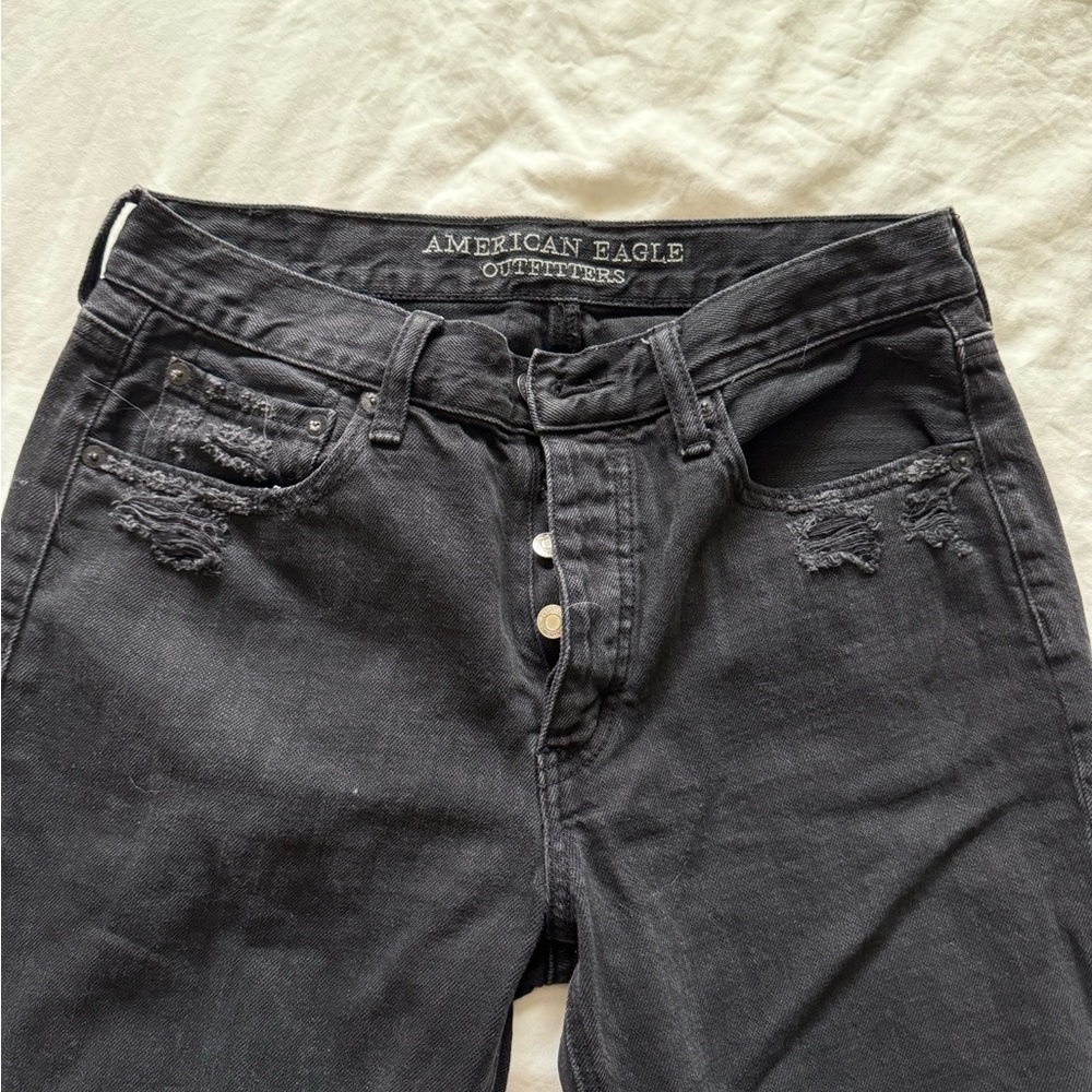 American Eagle Black Distressed Mom Jeans size 6